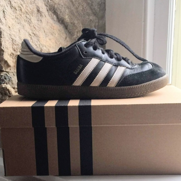 adidas samba size 4